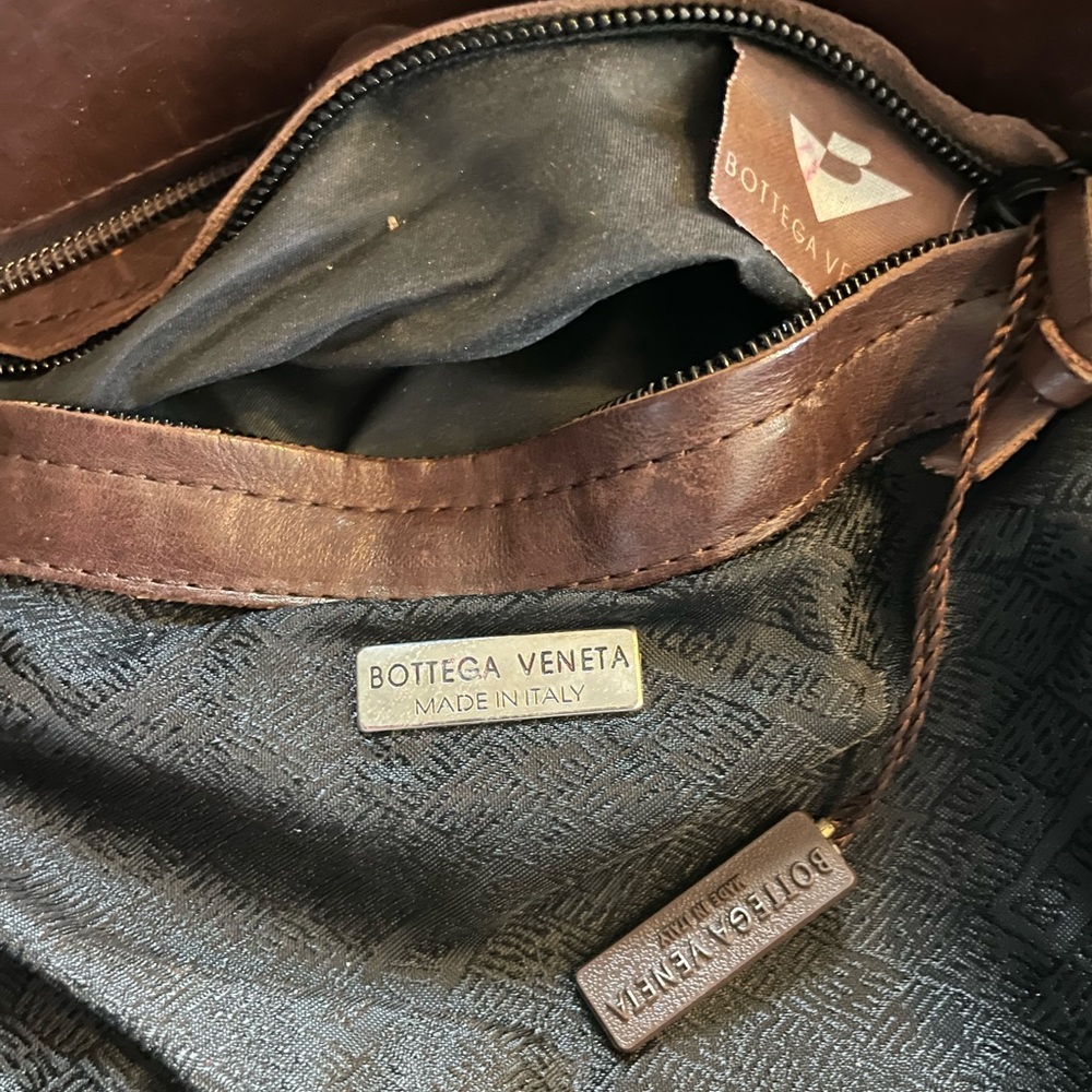 Bottega Veneta woven and leather small tote - Picture 12 of 16